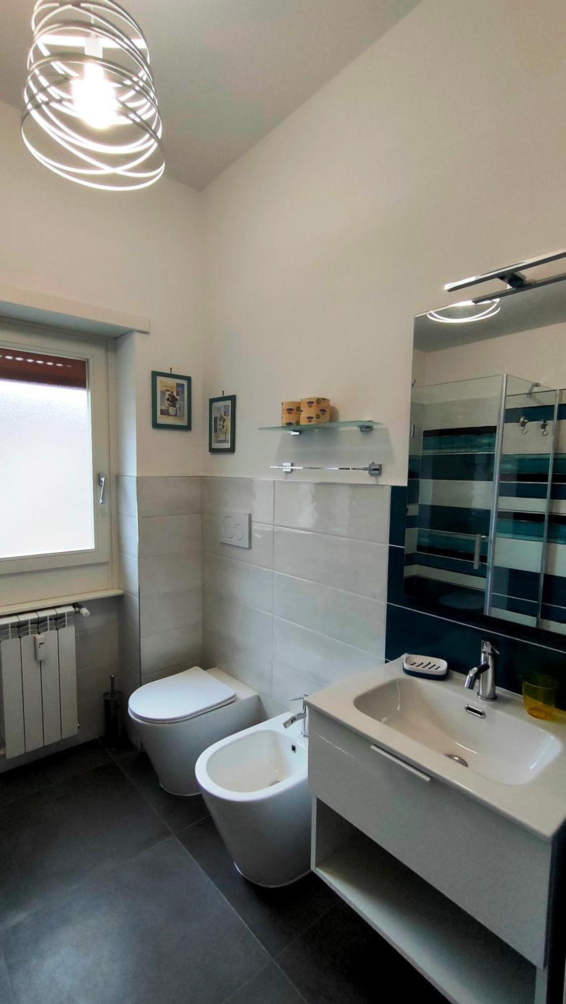 Nuova Casa Elena A Montesacro Lägenhet